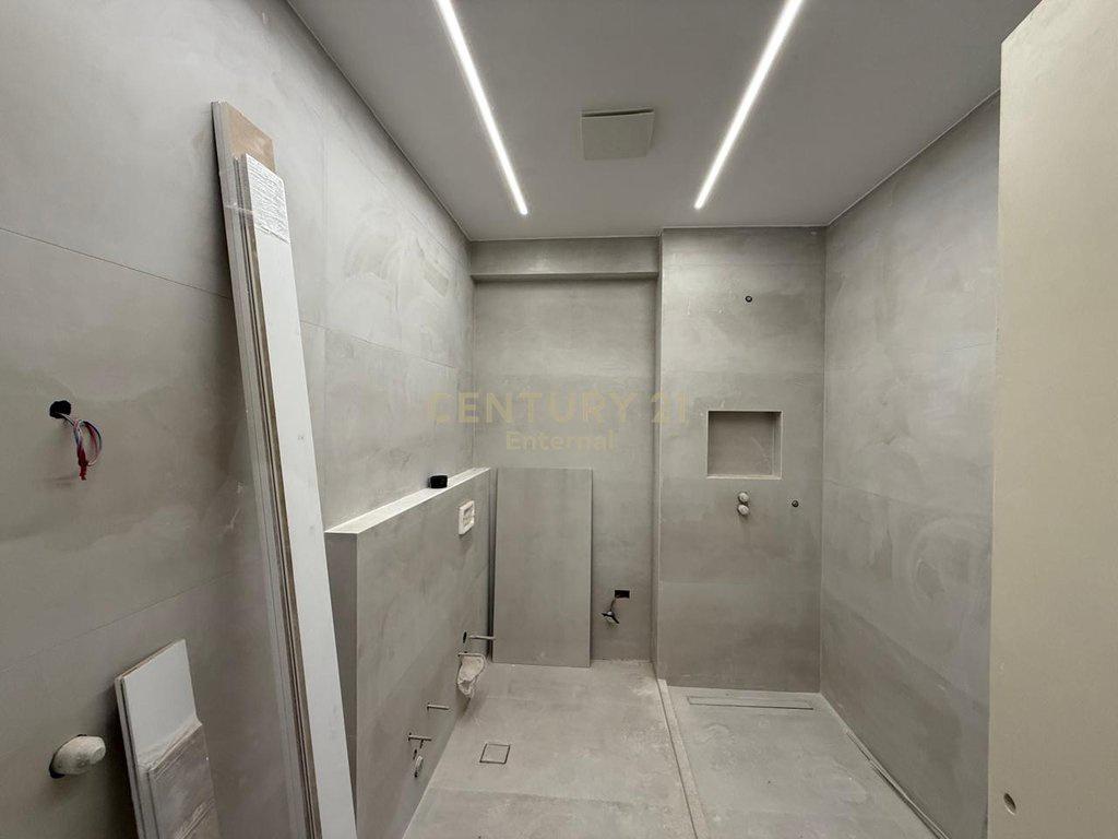 Apartament 2+1+2 per shitje tek Ish-Ekspozita – Tiranë - 1