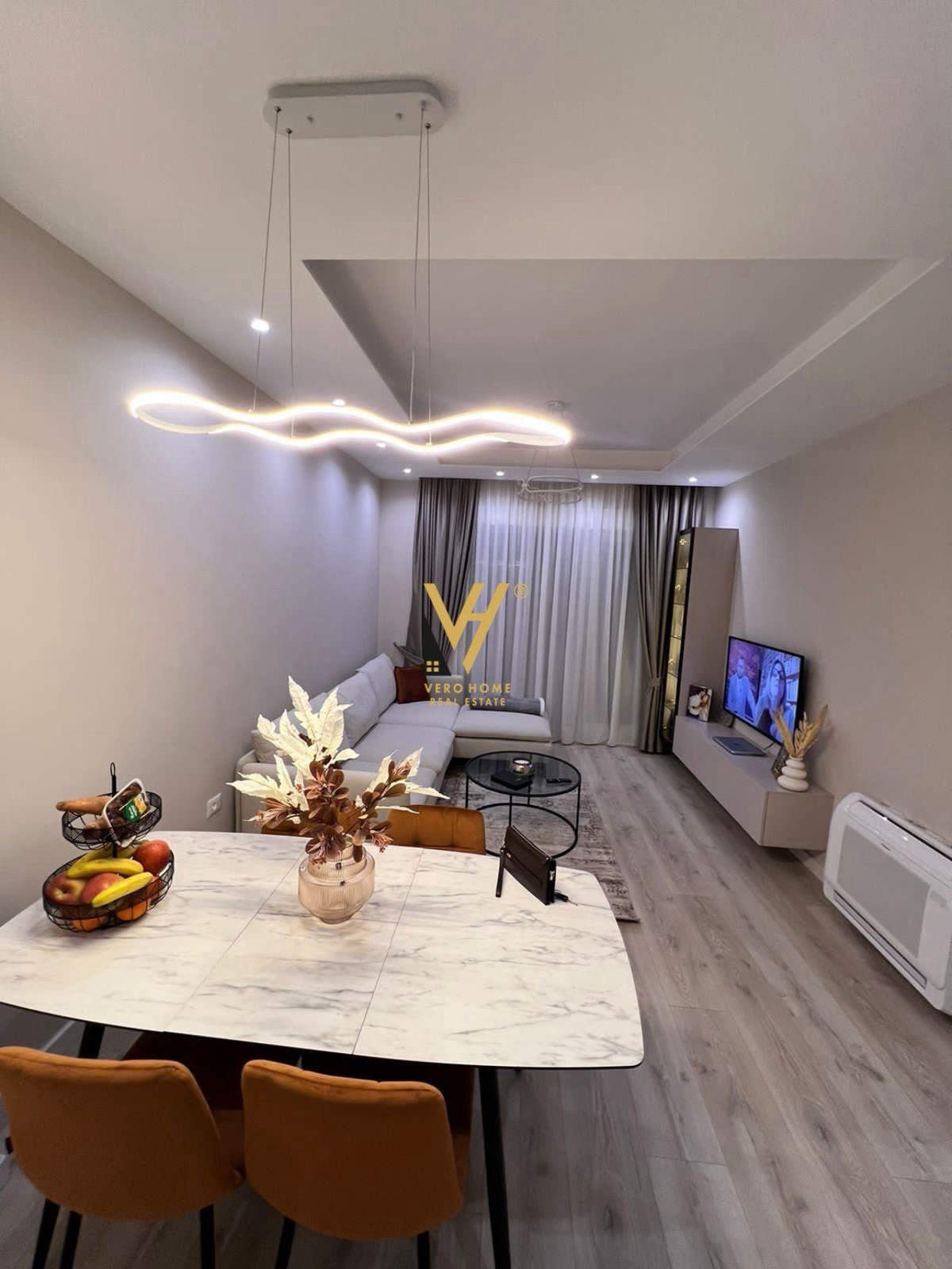 JEPET APARTAMENT 2+1+BLK ME QERA TE 21 DHJETORI 800 EURO – Tiranë - 1