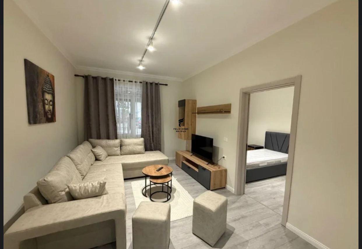 APARTAMENT ME QERA 2+1 BLLOK 85.000 LEKE FH-68856 – Tiranë