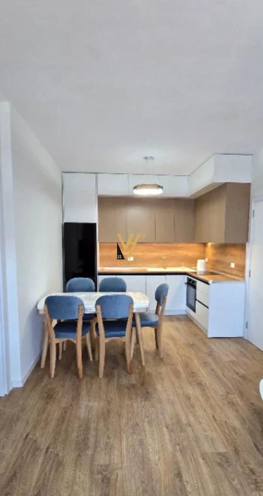 JEPET APARTAMENT 2+1+2+BLK ME QERA TE UNIVERS CITY 60.000 LE – Tiranë