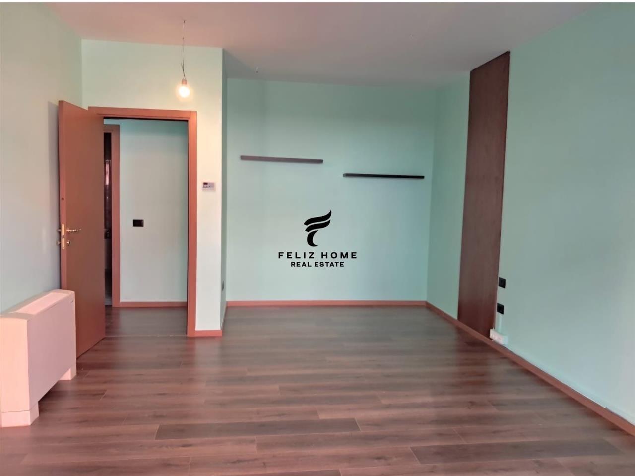 ZYRE ME QERA 133 M2 BLLOKU 1.500 EURO – Tiranë