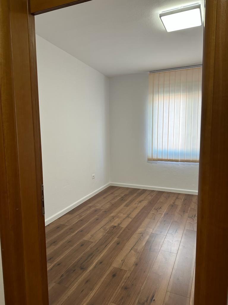 0692464227 jepet me qera ambienti biznesit – Durrës