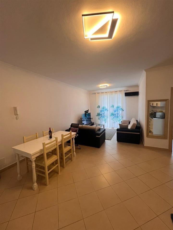 APARTAMENT ME QERA 2+1 RRUGA E ELBASANIT 70.000 LEKE FH-9594 – Tiranë