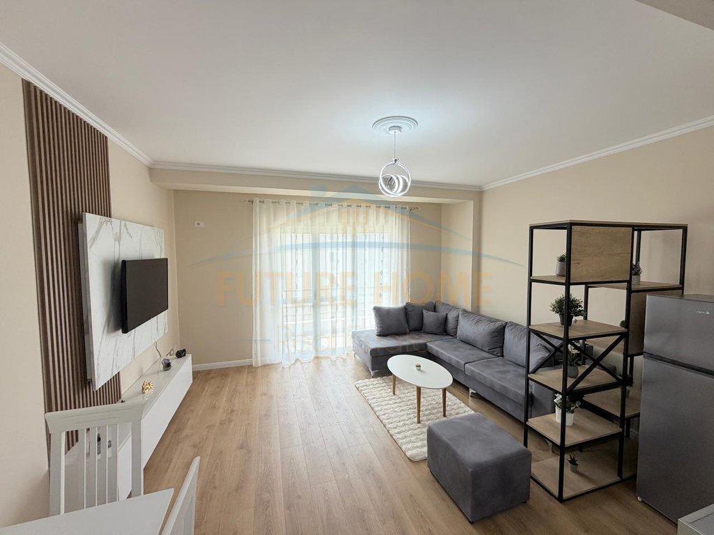 0696044427Shitet, Apartament 1+1 Ish Rajoni , Durres 108,000 – Durrës