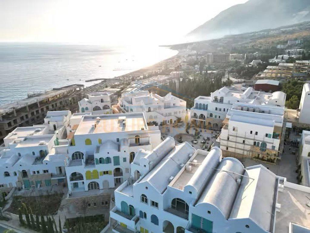 0692268458 Shitet, Apartament 2+1, San Torini 1 – Vlorë