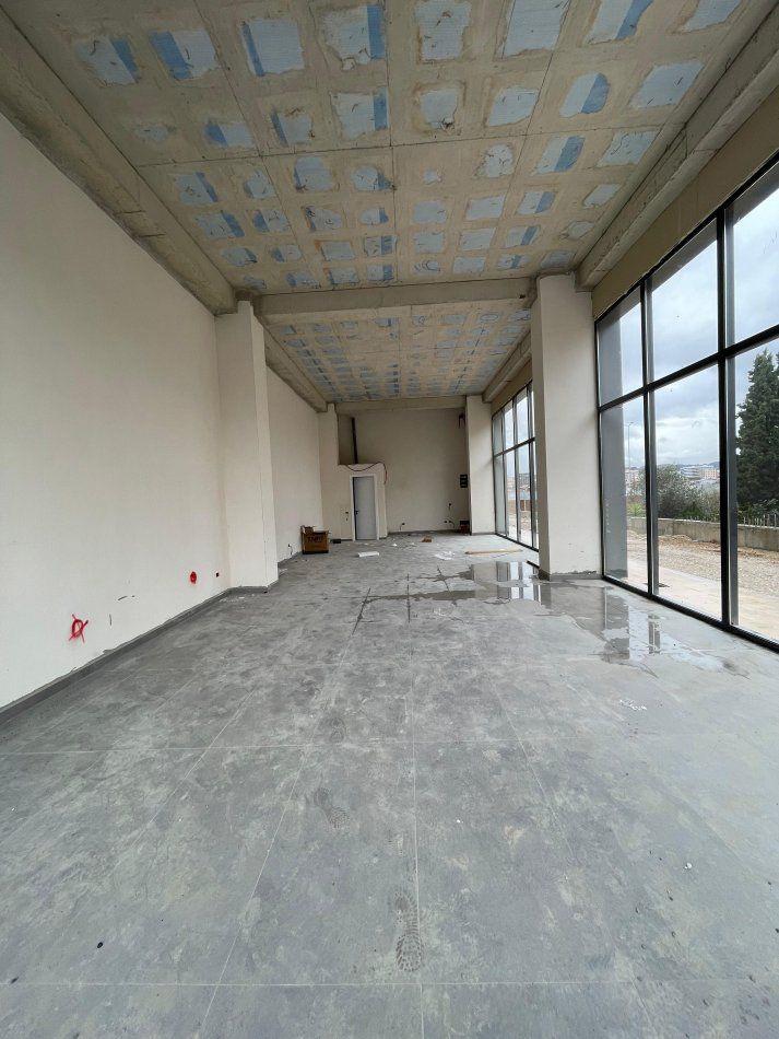DYQAN ME QERA 101 M2 KAMEZ 1.000 EURO – Tiranë