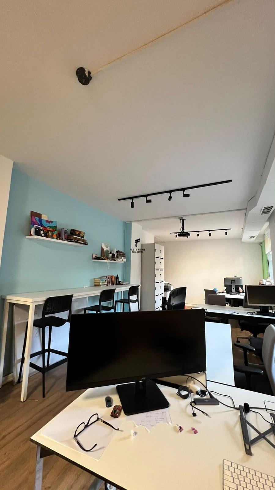 SHITET DYQAN 97M2 21 DHJETORI 330.000 EURO FH-93074 – Tiranë