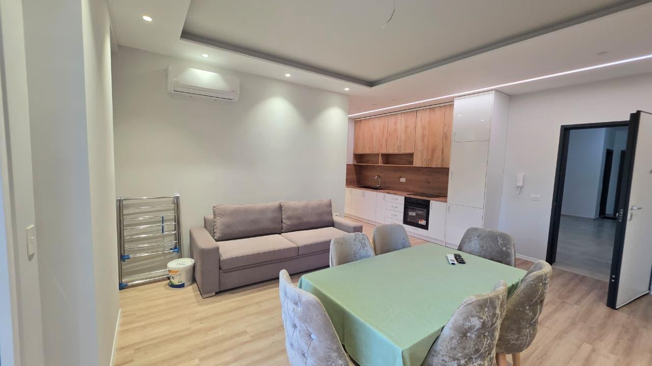 Apartament Modern Për Qera Pranë Plazhit – Vlorë