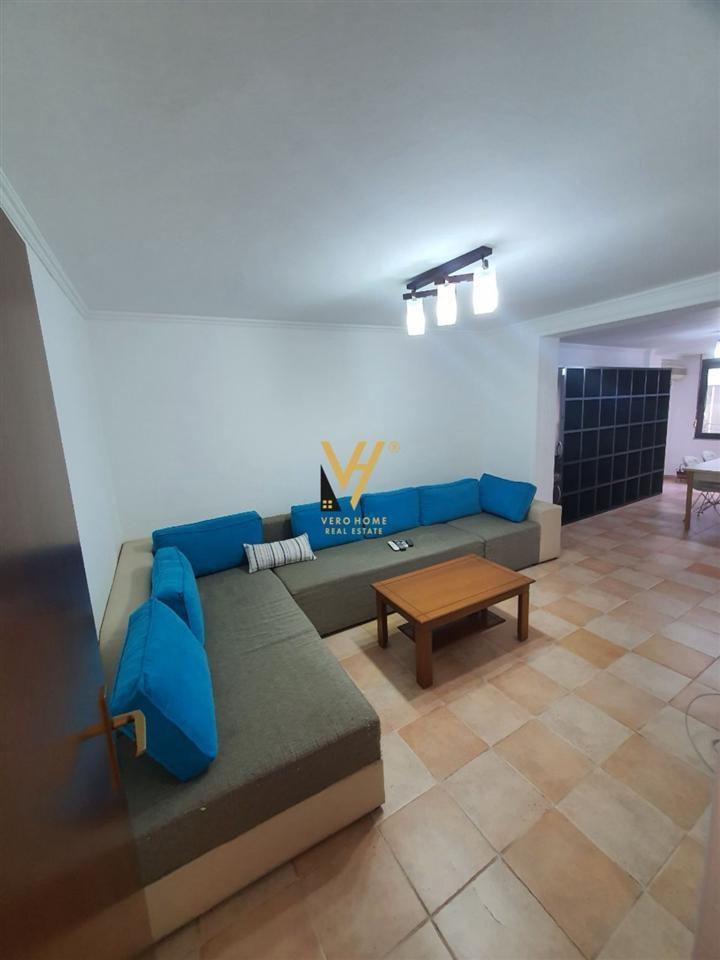 SHITET APARTAMENT 2+1+BLK TEK LSI, BLLOK 260.000 EURO – Tiranë