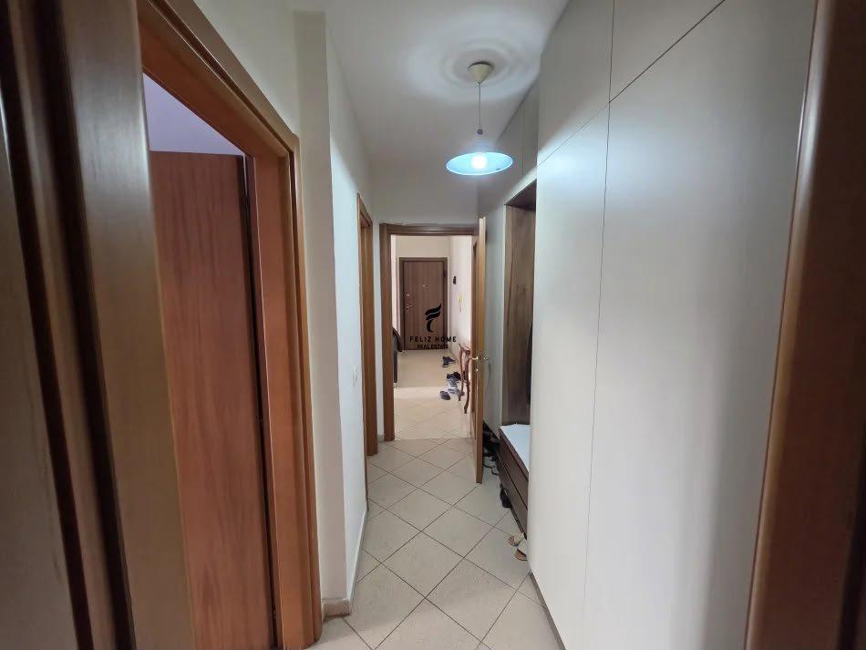 ZYRE ME QERA 115M2 AIR ALBANIA 2000 EURO FH-97972 – Tiranë