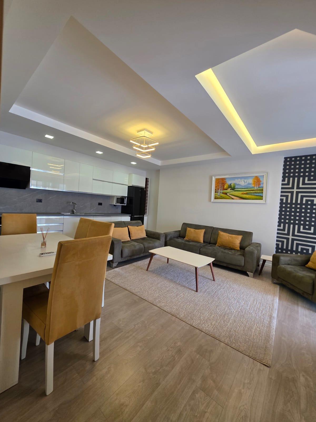 JEPET ME QIRA APARTAMENT 2+1 + POST PARKIMI | LIQENI I THATË – Tiranë