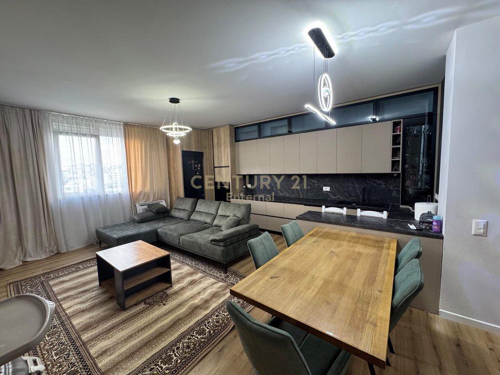 Apartament 2+1 per shitje prane Shkolles se Baletit – Tiranë