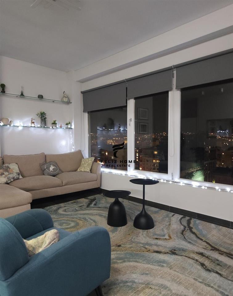 PENTHOUSE ME QERA 2+1 PAZARI I RI 1200 EURO – Tiranë