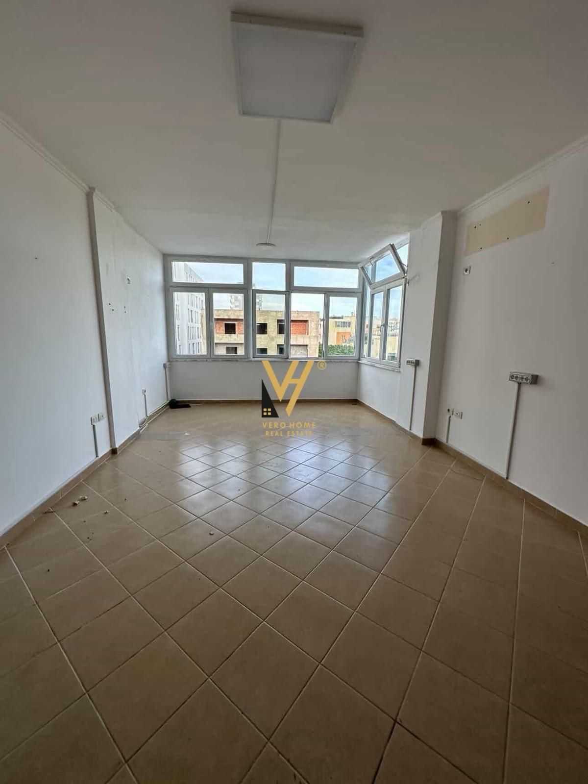 SHITET APARTAMENT 2+1+2 TE SHKEMBI I KAVAJES 190.000 EURO – Durrës