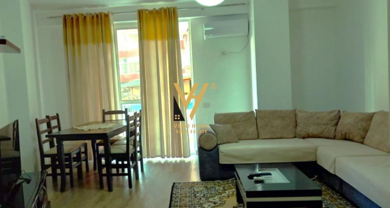 JEPET APARTAMENT 2+1+BLK ME QERA TE UNAZA E RE 50.000 LEKE – Tiranë - 1