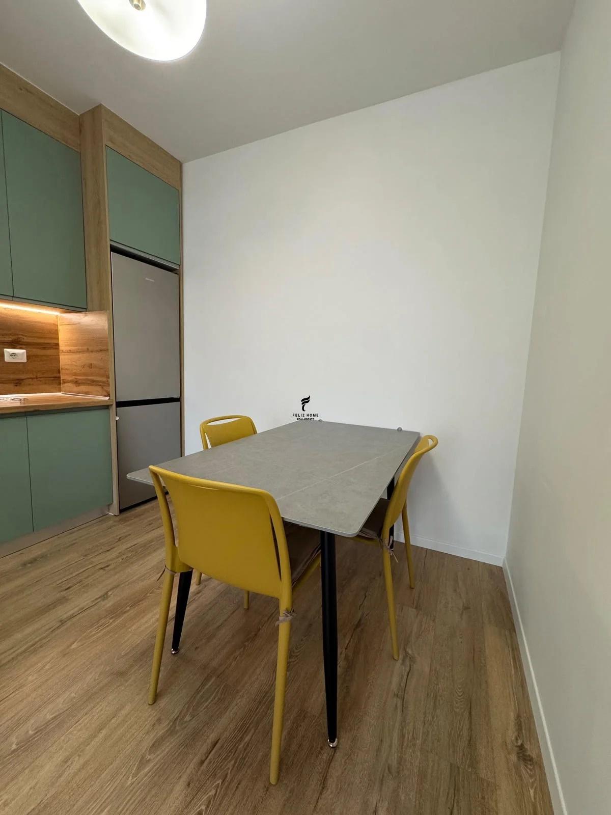 APARTAMENT ME QERA 2+1 21 DHJETORI 85.000 LEKE FH-98525 – Tiranë - 1