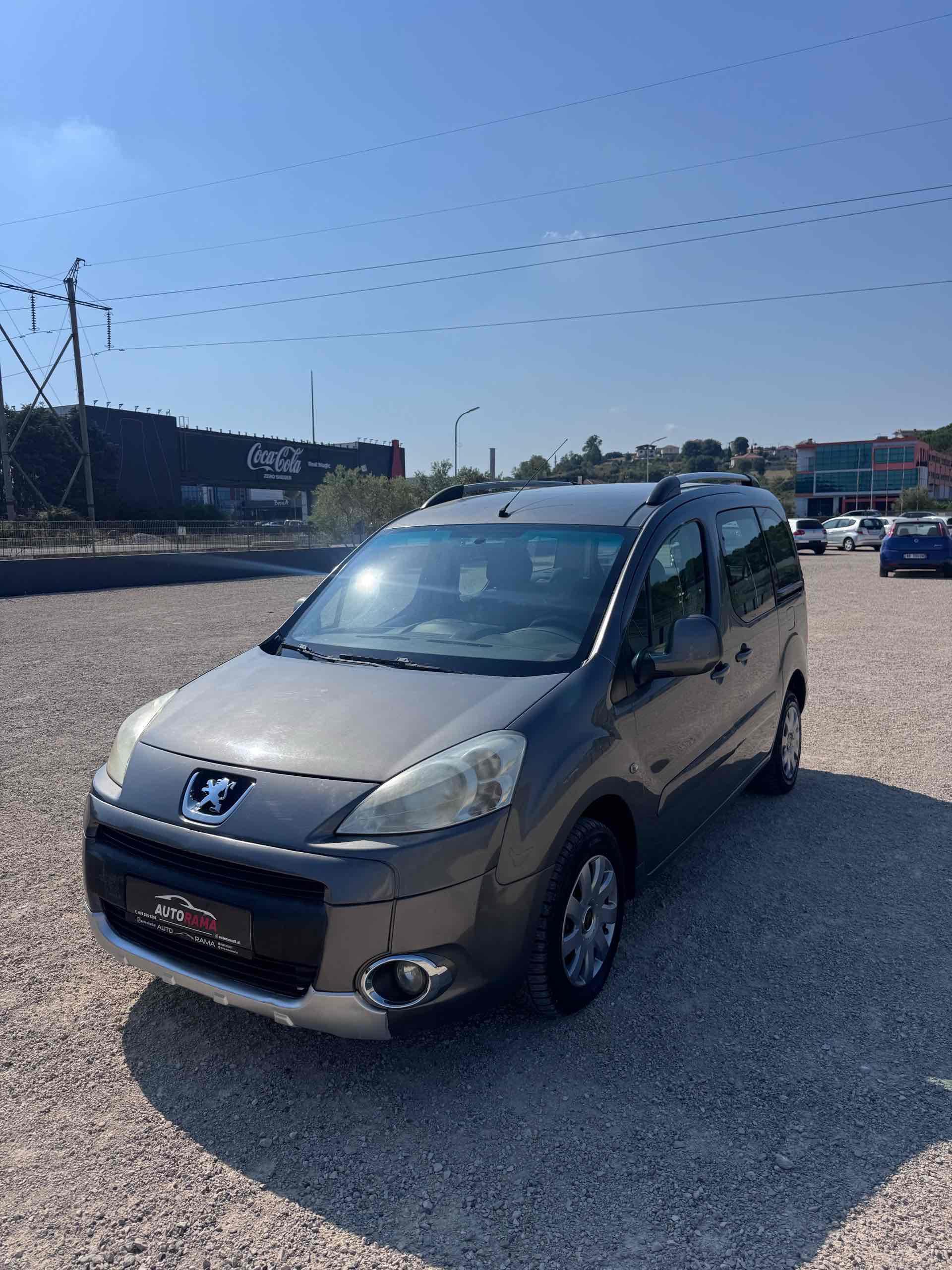 Shitet peugoet partner viti 2010 1.6 naft – Durrës