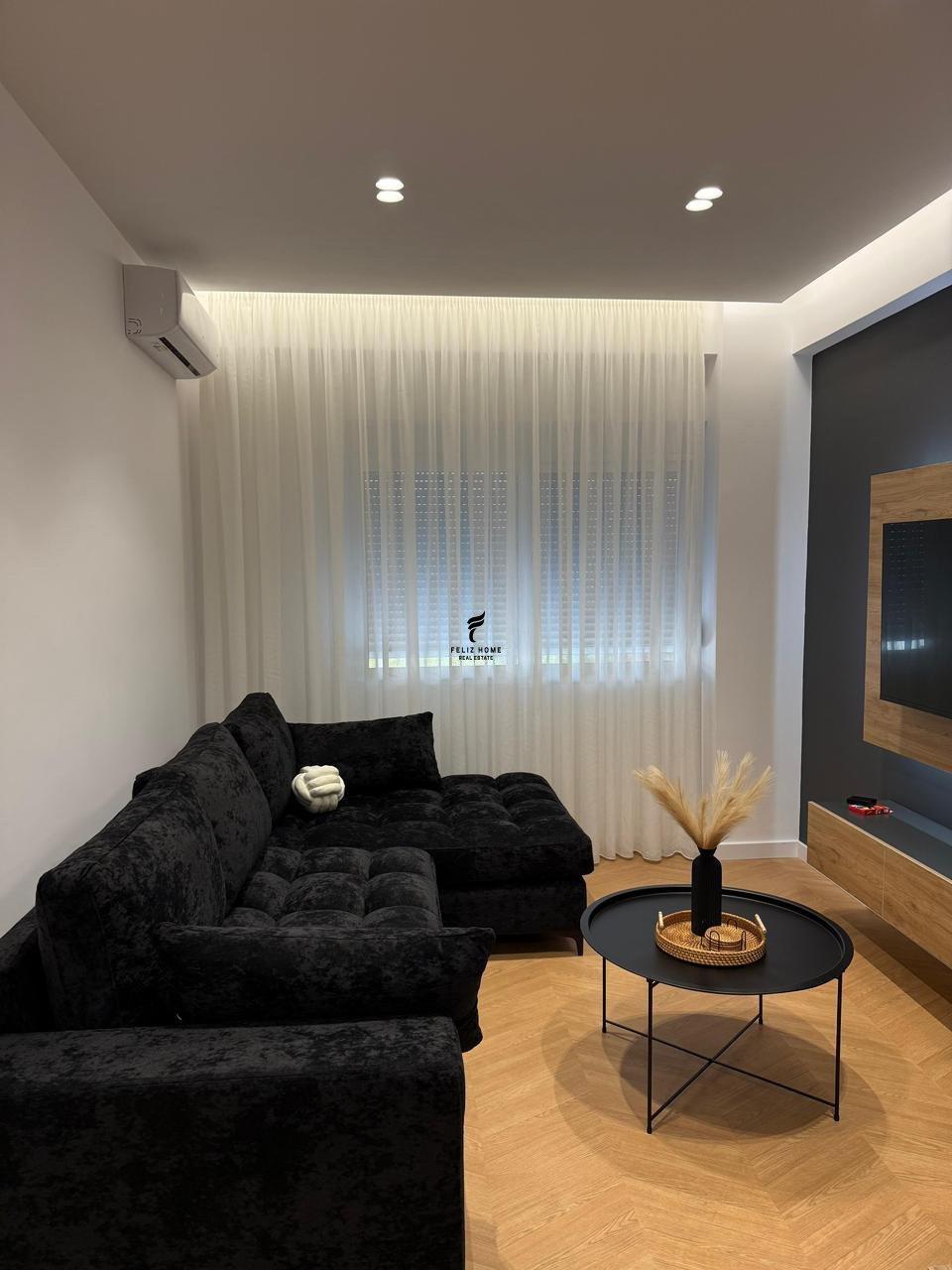 APARTAMENT ME QERA 1+1 LIQENI THATE 80.000 LEKE FH-70835 – Tiranë