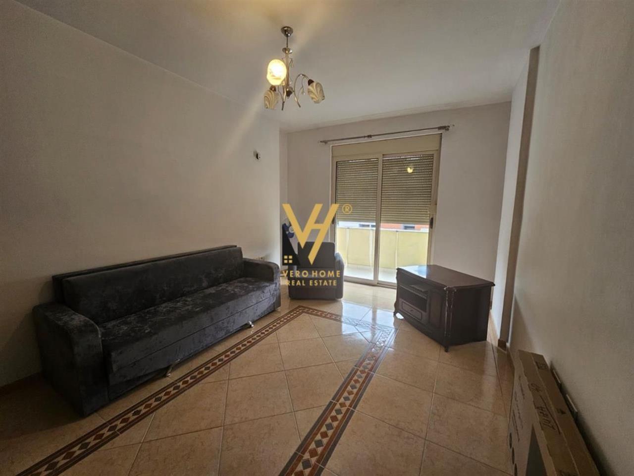 JEPET APARTMENT 2+1+BLK ME QERA TE FABRIKA E MIELLIT 500 EUR – Tiranë