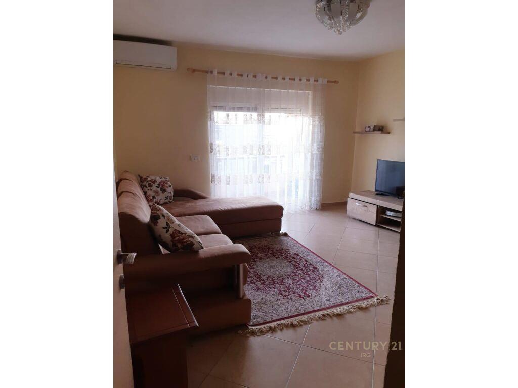 OKAZION! Apartament 2+1 per shitje, prane Ish-Restorant Durr – Tiranë