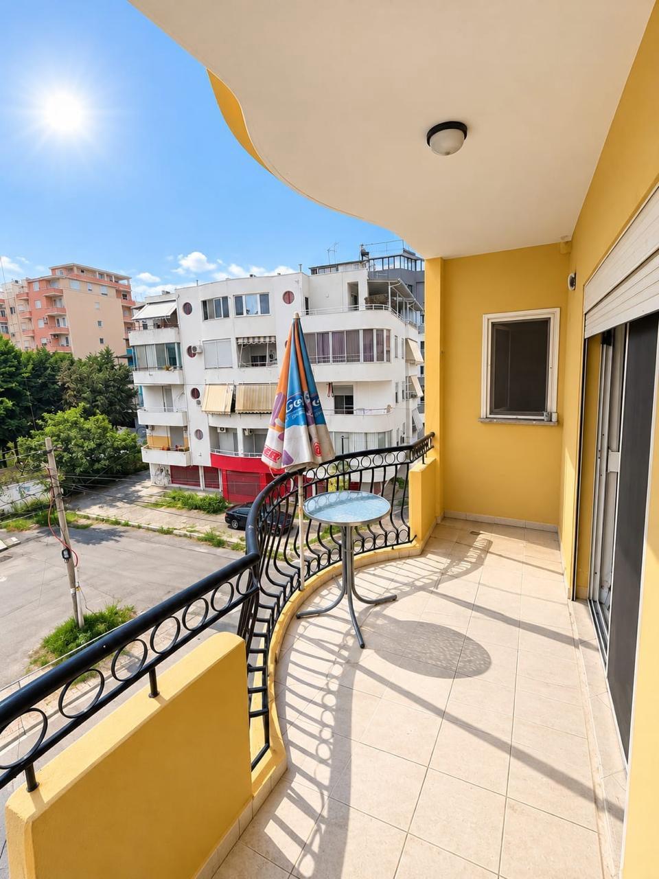 GARSONIERE PËR SHITJE TEK SHKËMBI I KAVAJËS – Durrës