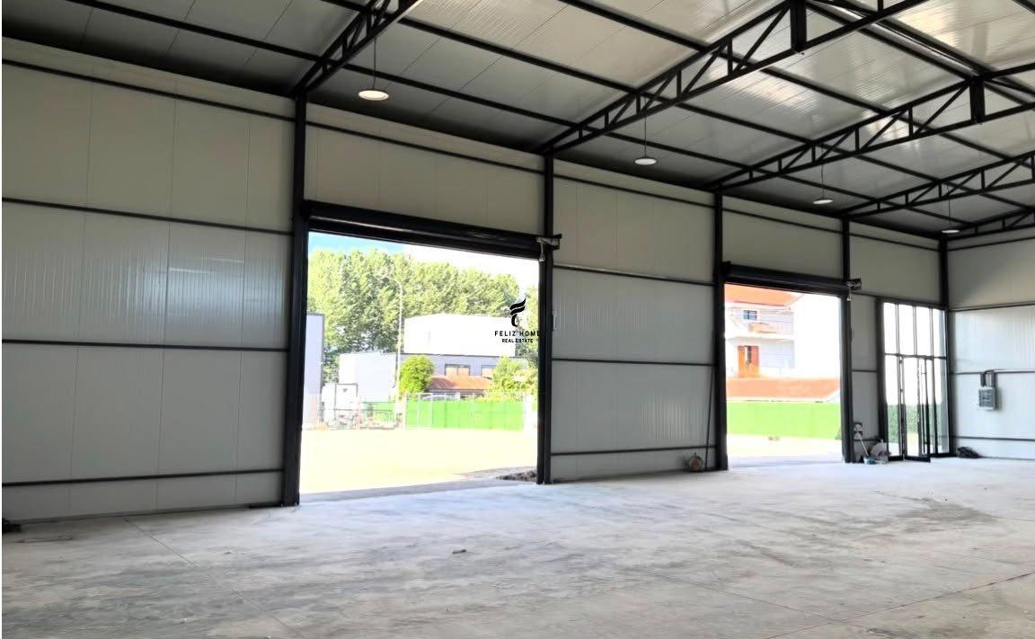 KAPANON ME QERA 300 M2 LAKNAS 160.000 LEKE FH-81870 – Tiranë