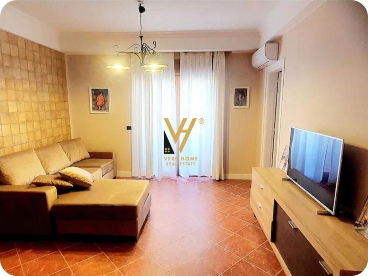 SHITET APARTAMENT 1+1 DHE GARSIONERE NE QENDER 315.000 EURO – Tiranë - 1