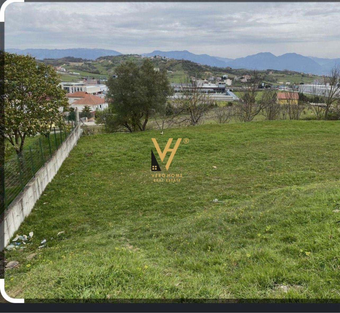 SHITET TOKE TRUALL 11.000 M2 NE FUSHE PREZE 370.000 EURO – Tiranë