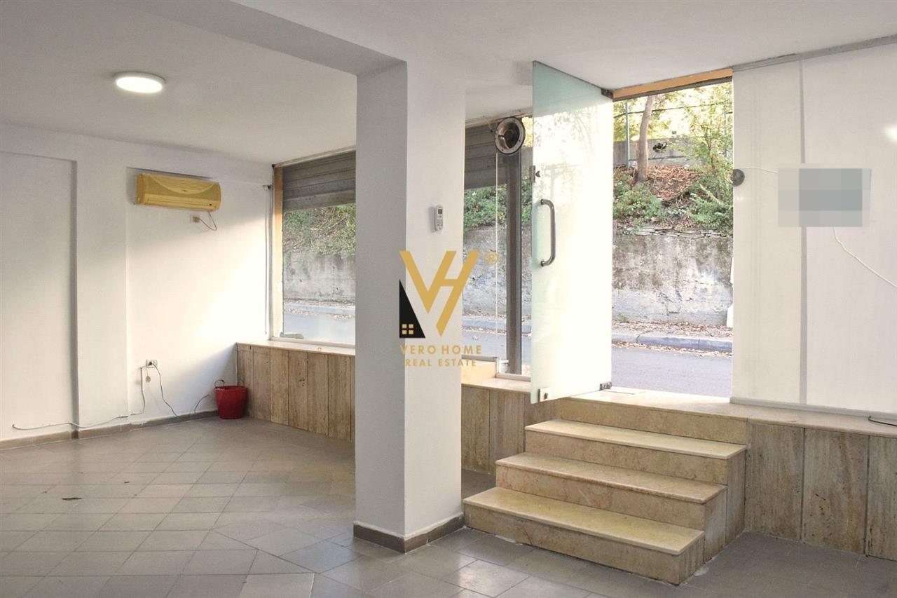 JEPET AMBIENT 55 M2 ME QERA TE QYTETI STUDENTI 40.000 LEKE – Tiranë - 1