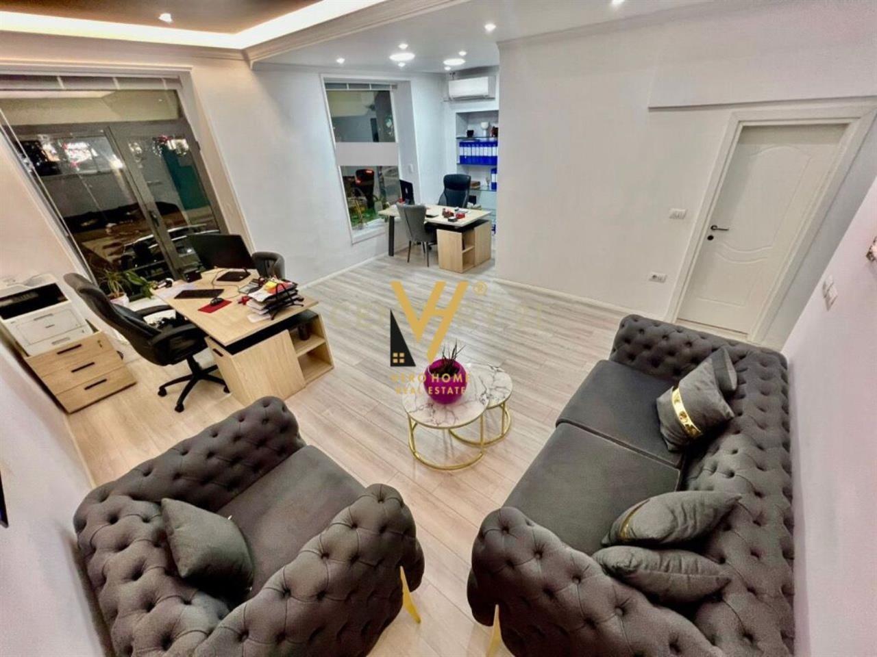 JEPET AMBIENT BIZNESI 40M2 ME QERA TE PALLATET AGIMI 1.000 E – Tiranë