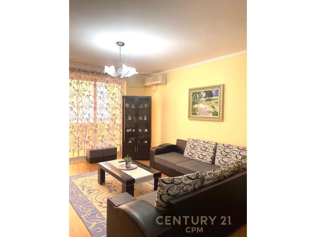APARTAMENT 2+1+2 ME QERA TEK KOMUNA E PARISIT TEK KOMPLEKSI – Tiranë - 1