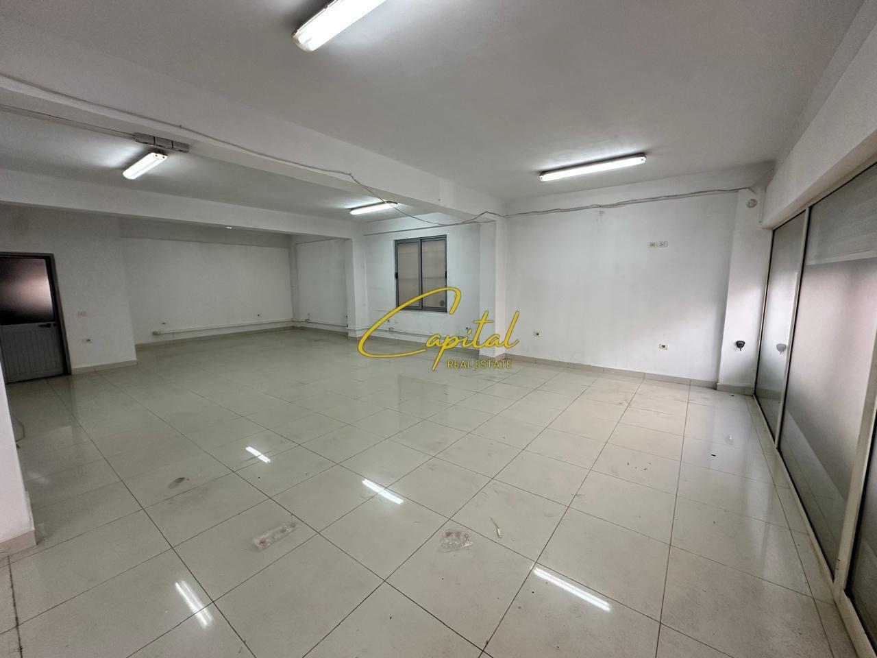MAGAZINE ME QIRA 240 M2 DON BOSKO 140.000 LEKE – Tiranë - 1