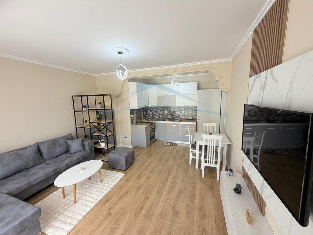 0697048063 Shitet, Apartament 1+1 Ish Rajoni , Durres – Durrës