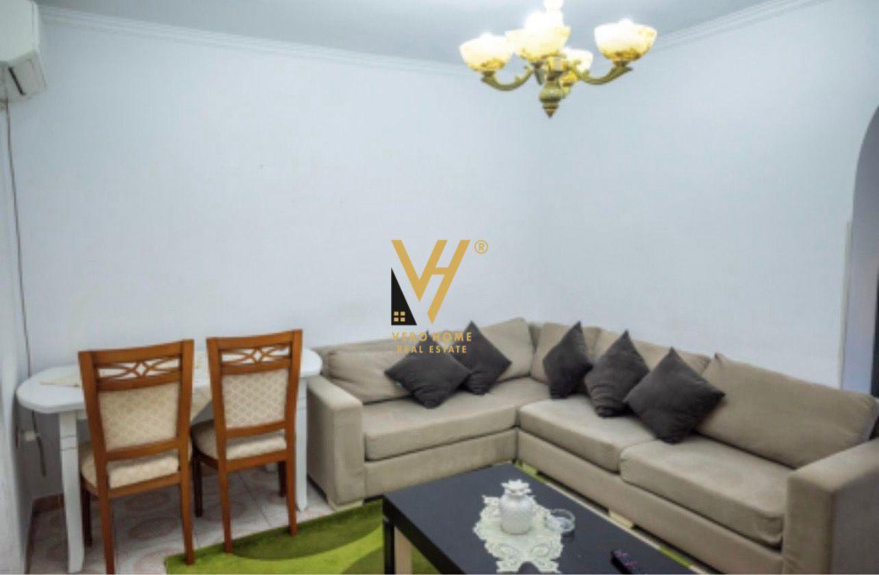 JEPET APARTAMENT 3+1 ME QIRA TE PAZARI I RI 750 EURO – Tiranë