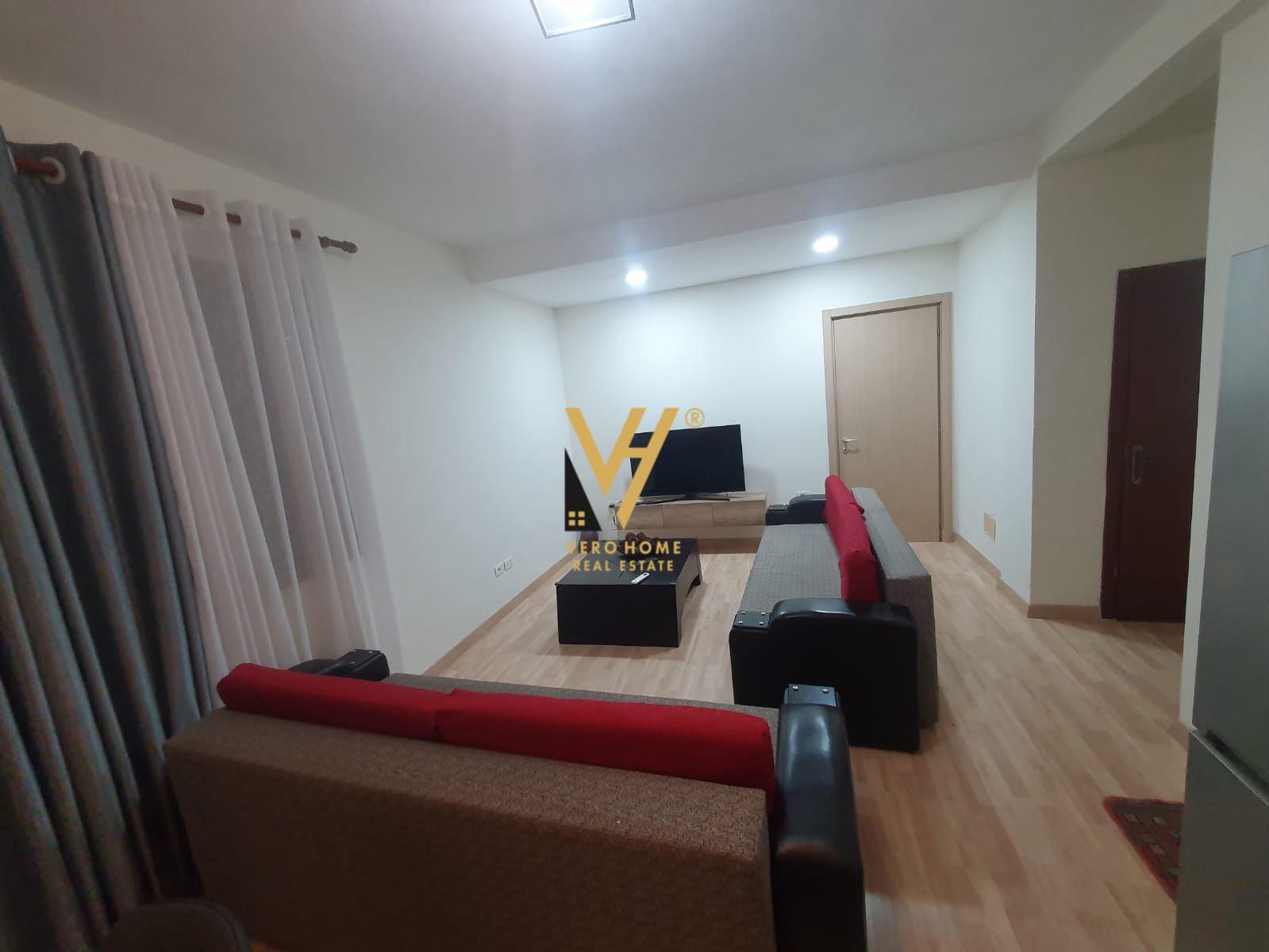 JEPET APARTAMENT 1+1 ME QIRA NE SELITE 45.000 LEKE – Tiranë