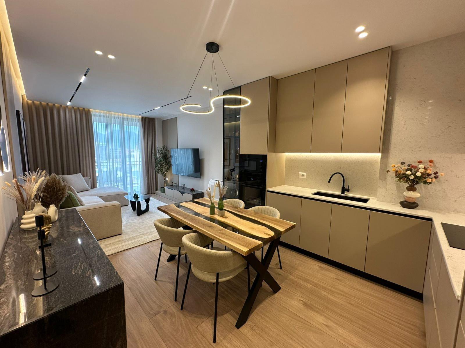 SHITET APARTAMENT 2+1+2 MINE PEZA 38.500.000 LEKE FH-68356 – Tiranë