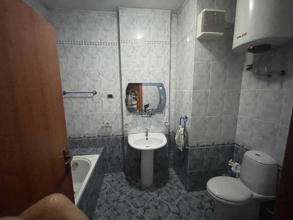 APARTAMENT ME QERA 2+1+2 BLLOK 100.000 LEKE FH-89075 – Tiranë - 1