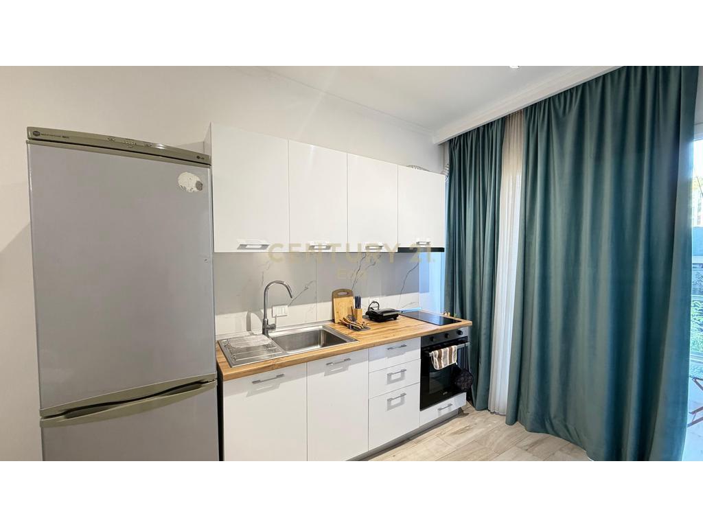 0694801150APARTAMENT 1+1 NE VIJE PARE TEK SHKEMBI I KAVAJES – Durrës