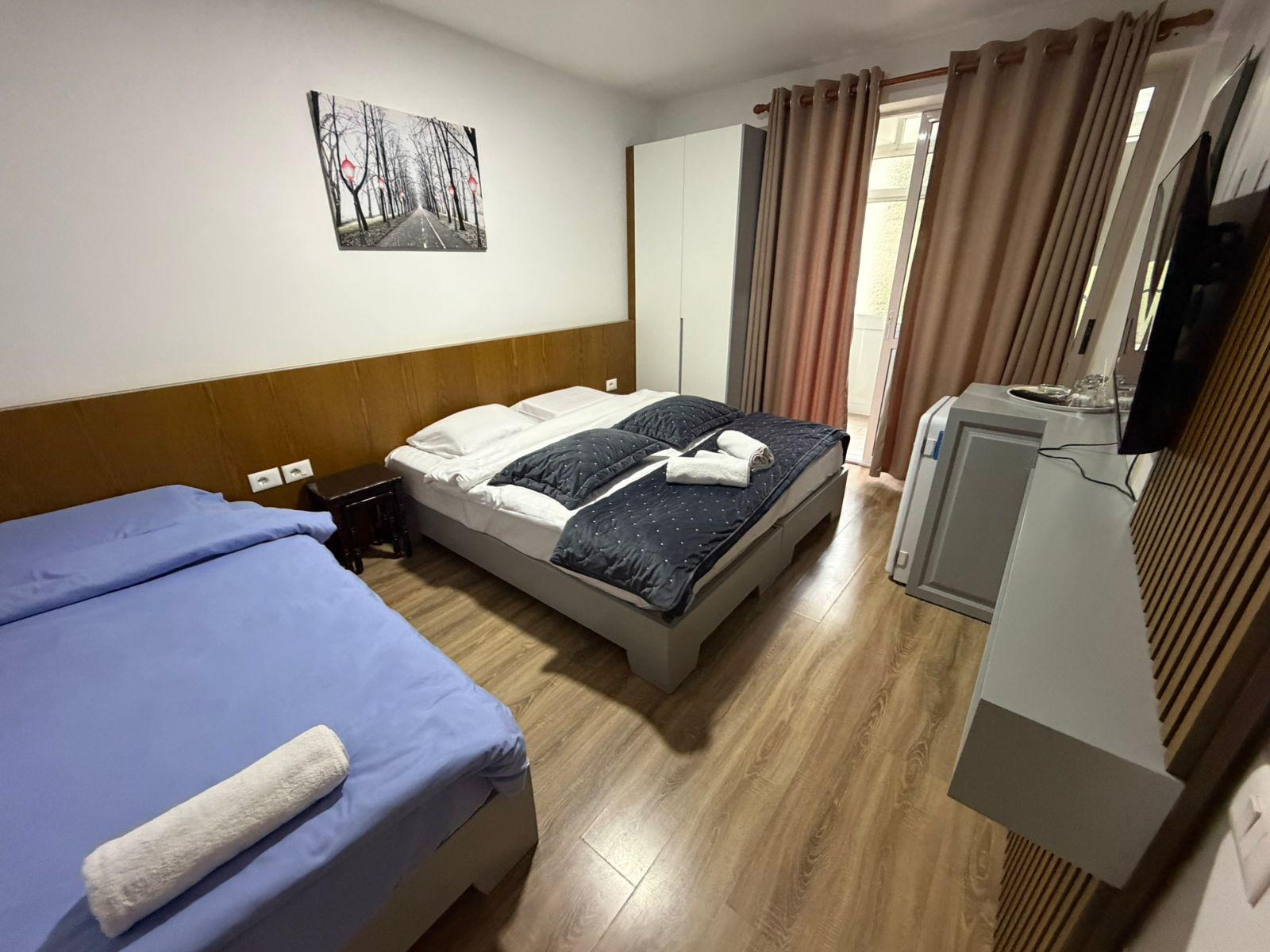 HOTEL ME QERA 3-KATESH RRUGA E ELBASANIT 360.000 LEKE FH-786 – Tiranë