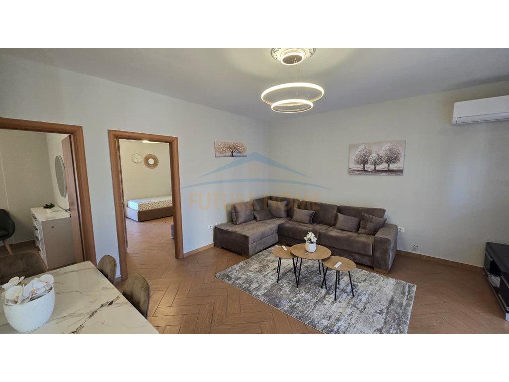 0696043713, Shitet , Apartament 2+1+2 , Selvia , Tirane – Tiranë
