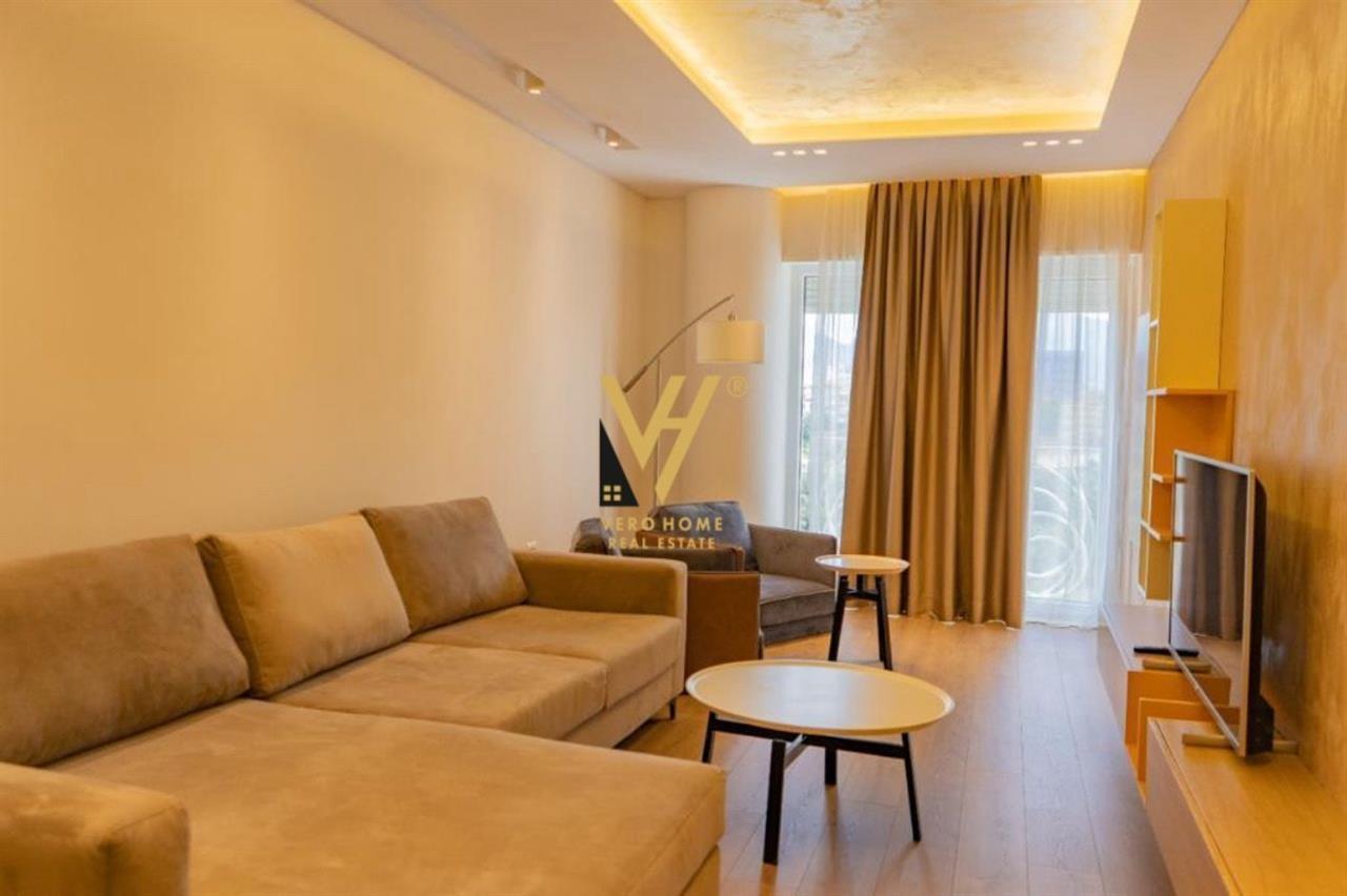 JEPET APARTAMENT 2+1+2 ME QERA TE KODRA E DIELLIT 2, 900 EUR – Tiranë