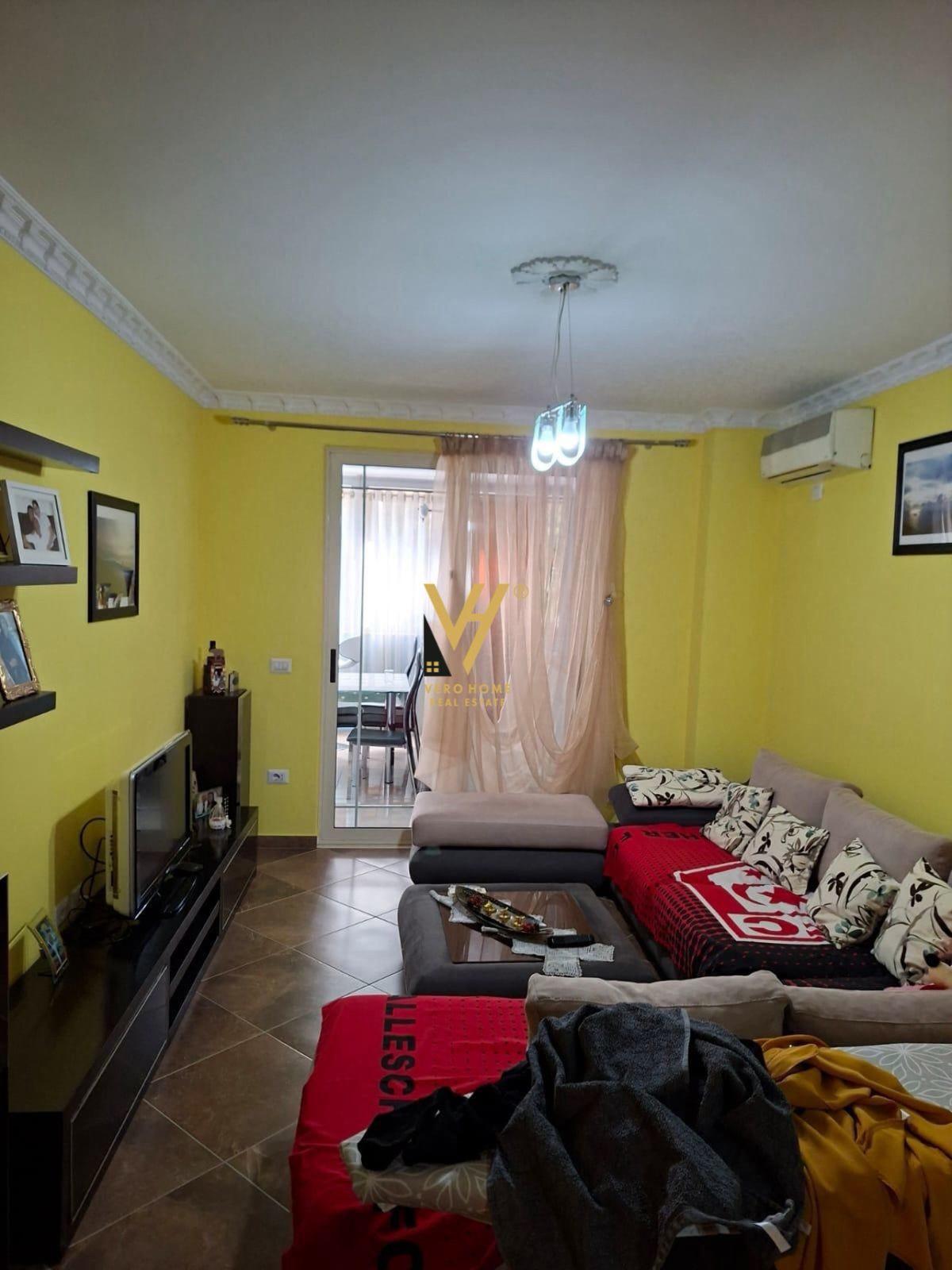 SHITET APARTAMENT 2+1+BLK TE LIQENI I THATE 25.000.000 LEKE – Tiranë