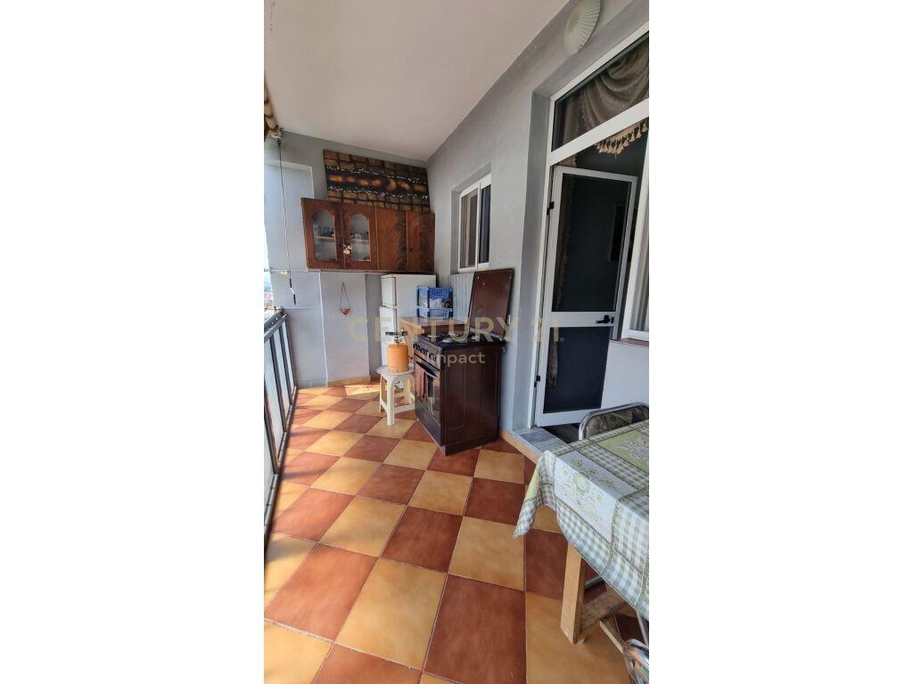 Apartament 2+1 për Qira në Rruga 5 Maji! – Tiranë - 1