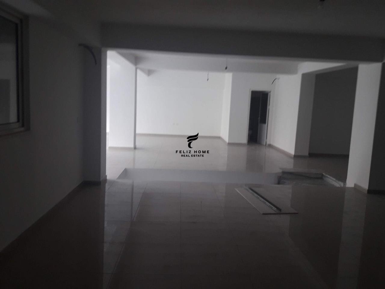 AMBIENT BIZNESI ME QERA 172 M2 RRUGA FERIT XHAJKO 1200 EURO – Tiranë - 1