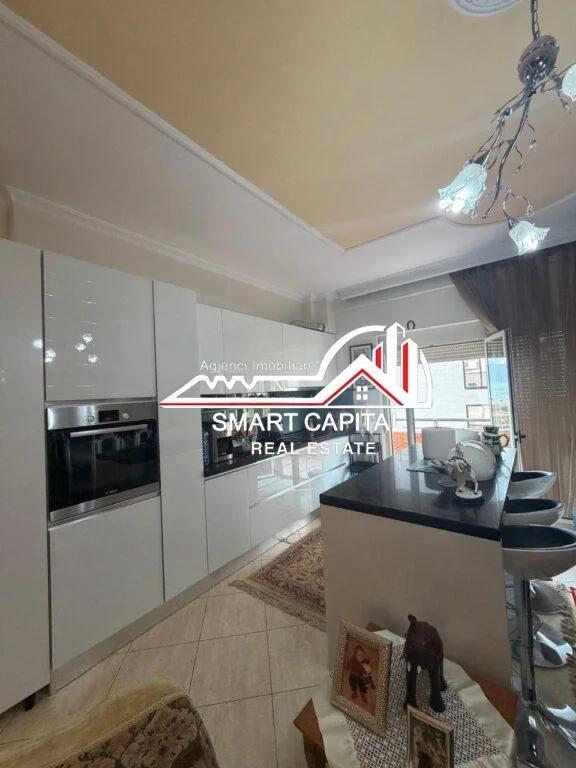 SHITET APARTAMENT 2+1+2 NË AFËRSI TË PORTIT,VLORË! – Vlorë