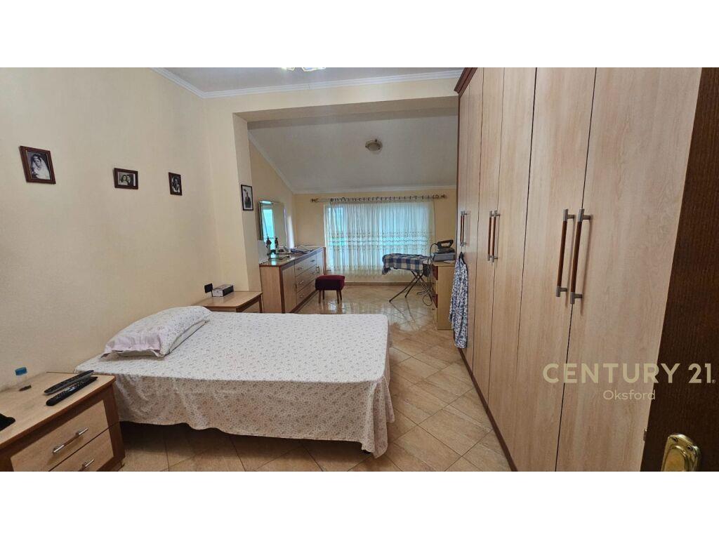 JEPET ME QIRA 1+1 TE PALLATET AGIMI – Tiranë
