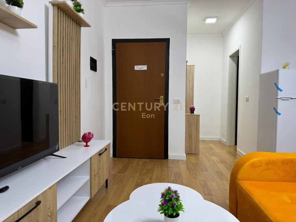 GARSONIERE E MOBILUAR PRANE DETIT NE SHKEMBIN E KAVAJES! – Durrës - 1