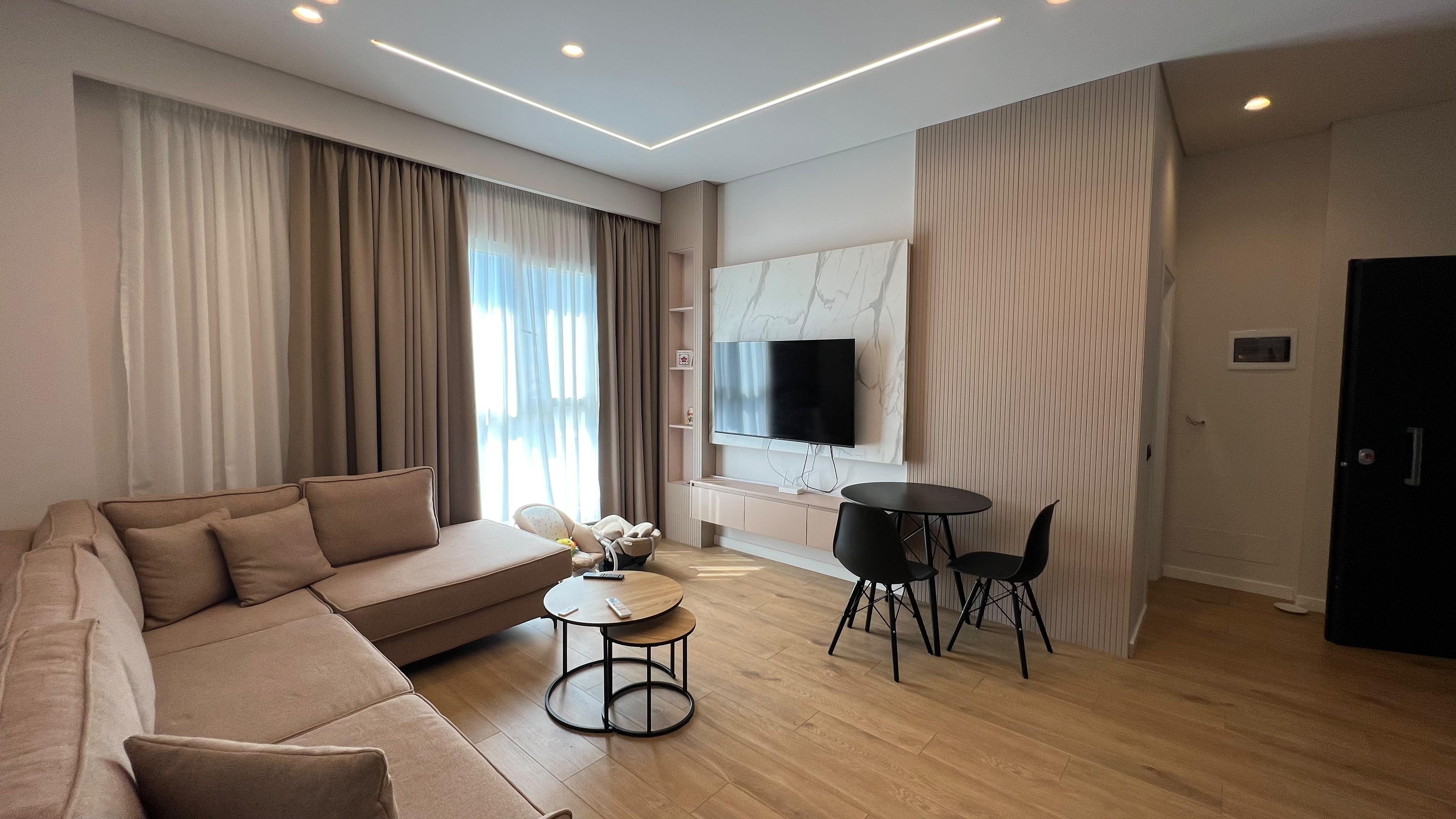 Apartament Lukzos Me Qera Afatgjate, Vlore – Vlorë