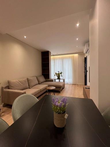 SHITET APARTAMENT 1+1 I SAPOINVESTUAR – LIQENI I THATË – Tiranë