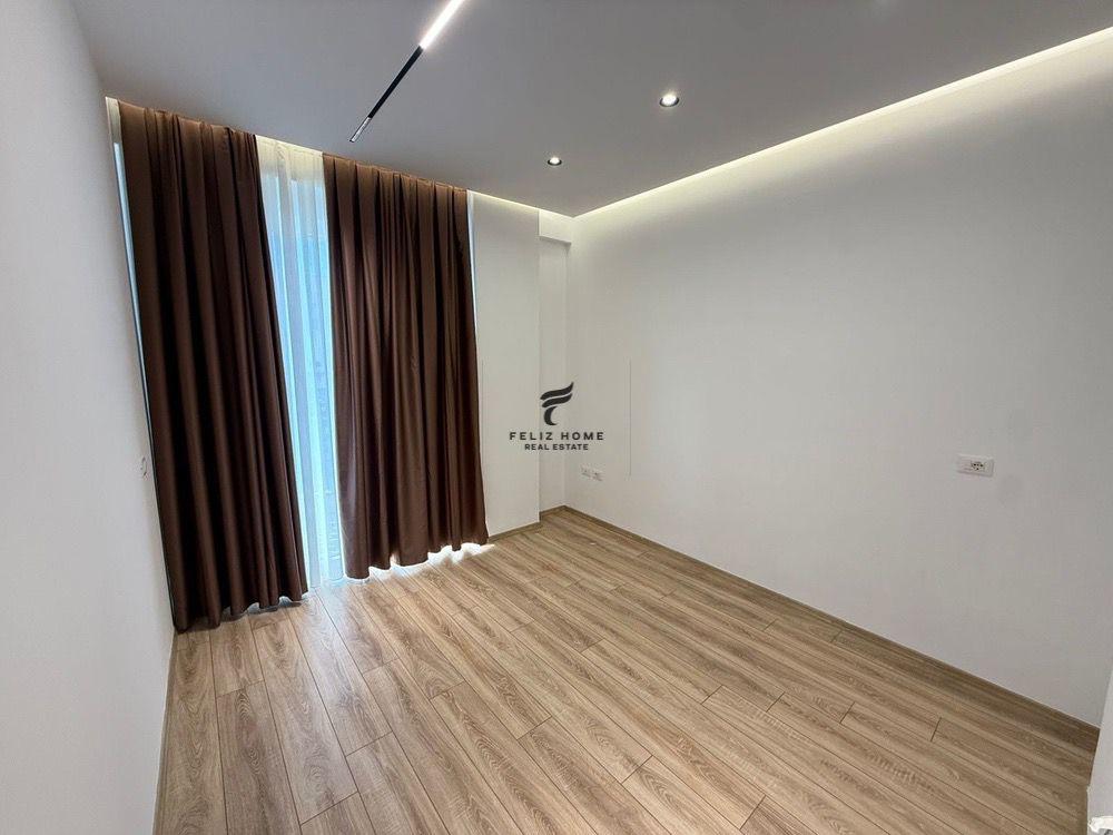 ZYRE ME QERA 110 M2 KOMUNA E PARISIT 900 EURO – Tiranë